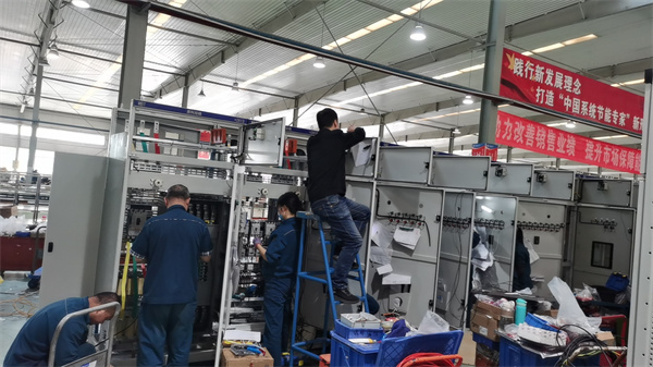 產銷兩旺干勁足 奮力拼搏“雙過半”2.jpg 產銷兩旺干勁足 奮力拼搏“雙過半”2.jpg